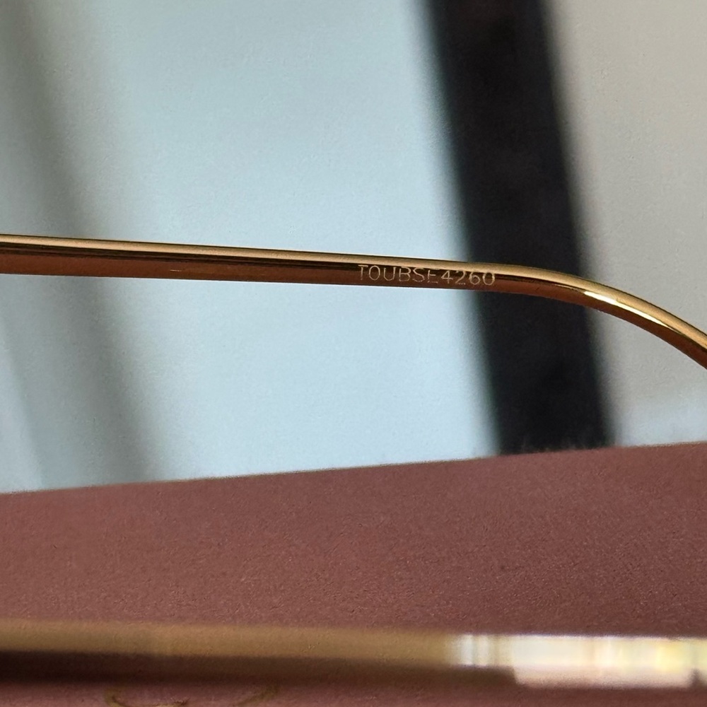 Gucci Sunglasses - Picture 5 of 7